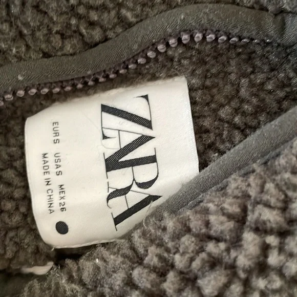 ZARA Reversible Parker - Picture 13 of 13